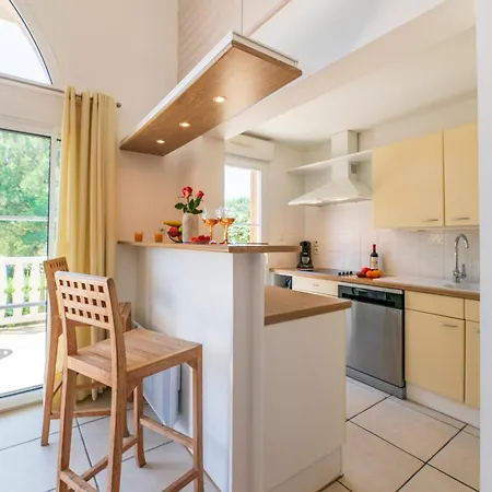 Lagrange - Atlantic Βίλα